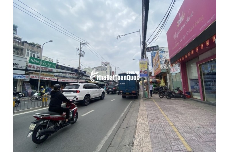 Bán nhà mặt tiền ngang 6m, Nguyễn Thị Thập, Quận 7, 194m2 3 tầng 15PN, 54.5 tỷ